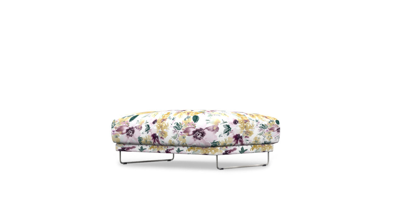 Exclusive Edition / Amelia Pink