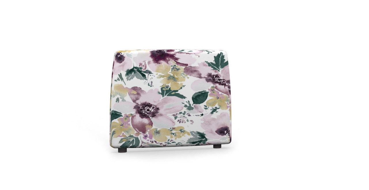 Exclusive Edition / Amelia Pink