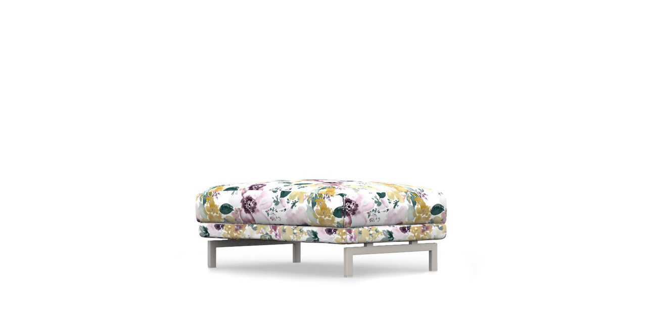 Exclusive Edition / Amelia Pink
