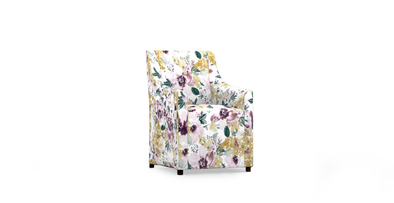 Exclusive Edition / Amelia Pink