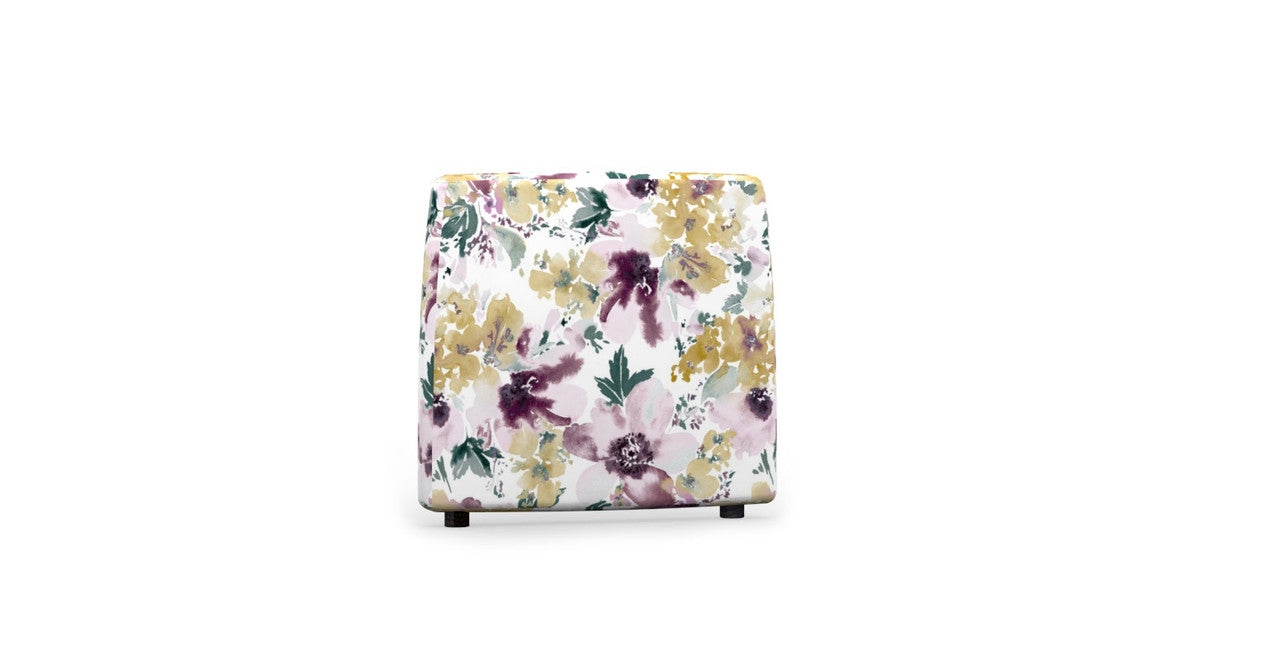 Exclusive Edition / Amelia Pink