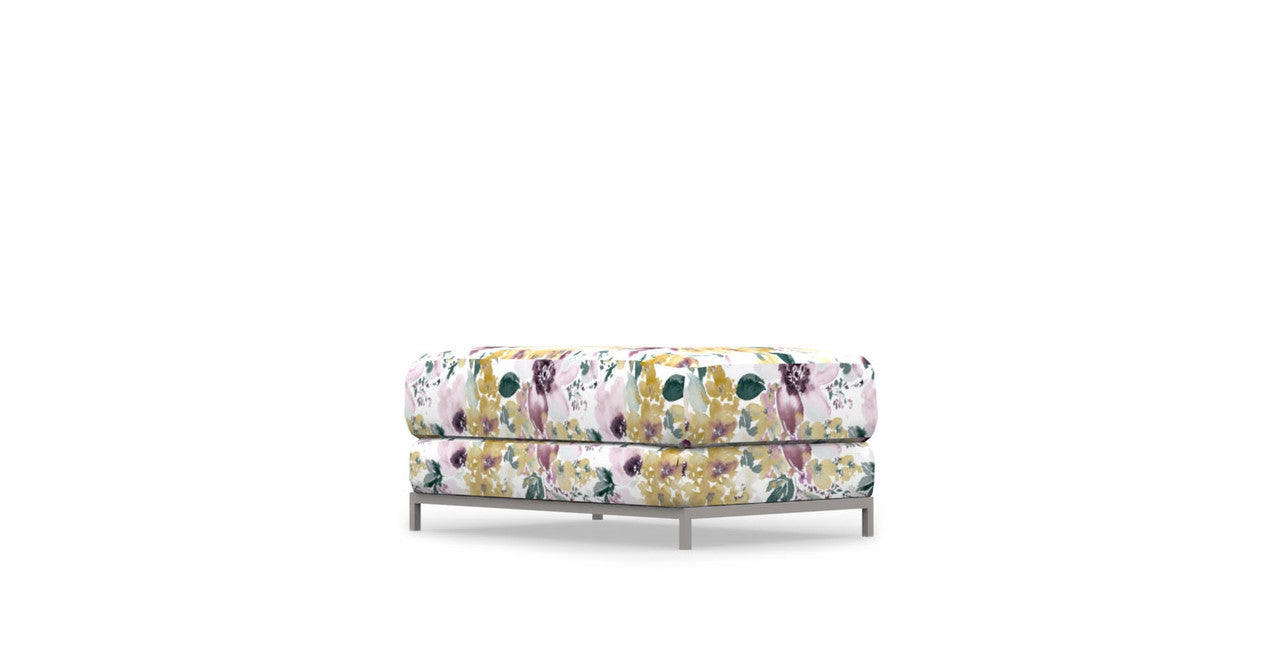 Exclusive Edition / Amelia Pink